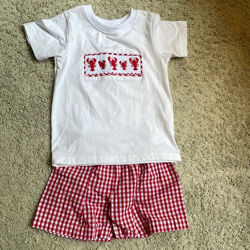 Nola Smocked lobster smocked shirt with matching shorts. 18 months